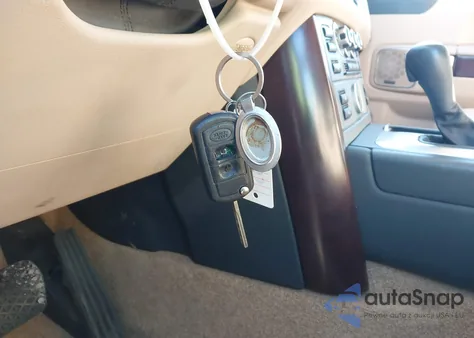 2008 Land Rover Range Rover Hse z USA, uszkodzony, nr VIN SALME15468A269039